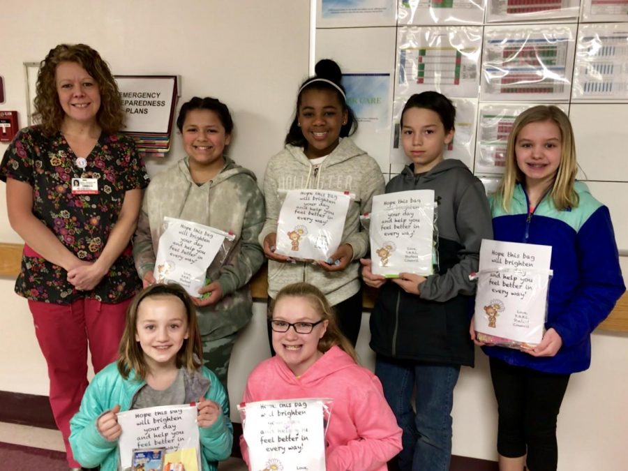 Student Council delivers busy bags to hospital