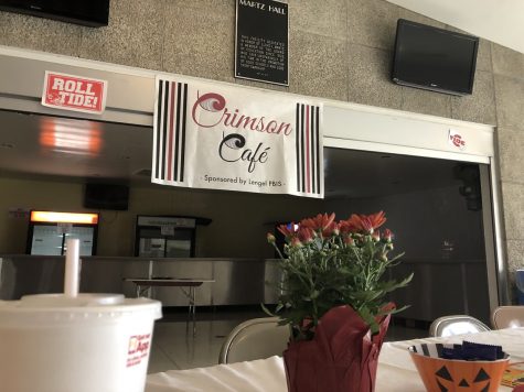 Lengel students fine dine at Crimson Cafe