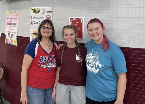 Mrs. Ashman pictured with Camryn Carol and Tori Kunsteck at an STC function.