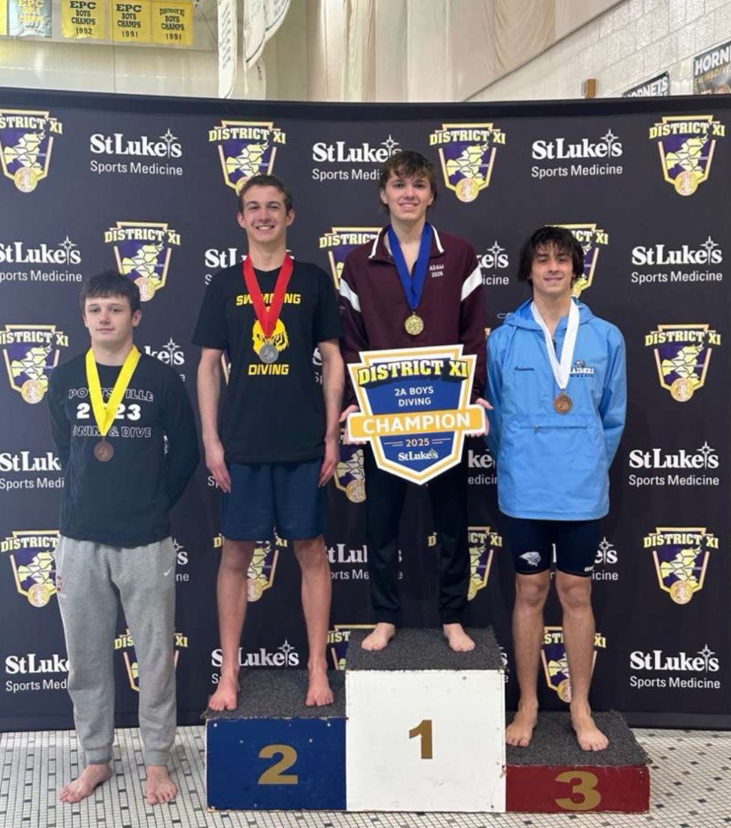 Adam Klinger and Colin Kline receive their medals after winning 1st and 4th place at Districts. Klinger’s season will continue onto states.
